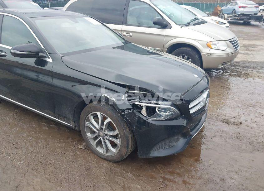 Photo 6 of 2016 Mercedes-benz C 300 4MATIC/LUXURY 4MATIC/SPORT 4MATIC (VIN 55SWF4KB0GU108739)