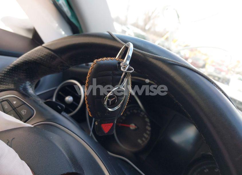 Photo 11 of 2016 Mercedes-benz C 300 4MATIC/LUXURY 4MATIC/SPORT 4MATIC (VIN 55SWF4KB0GU126223)