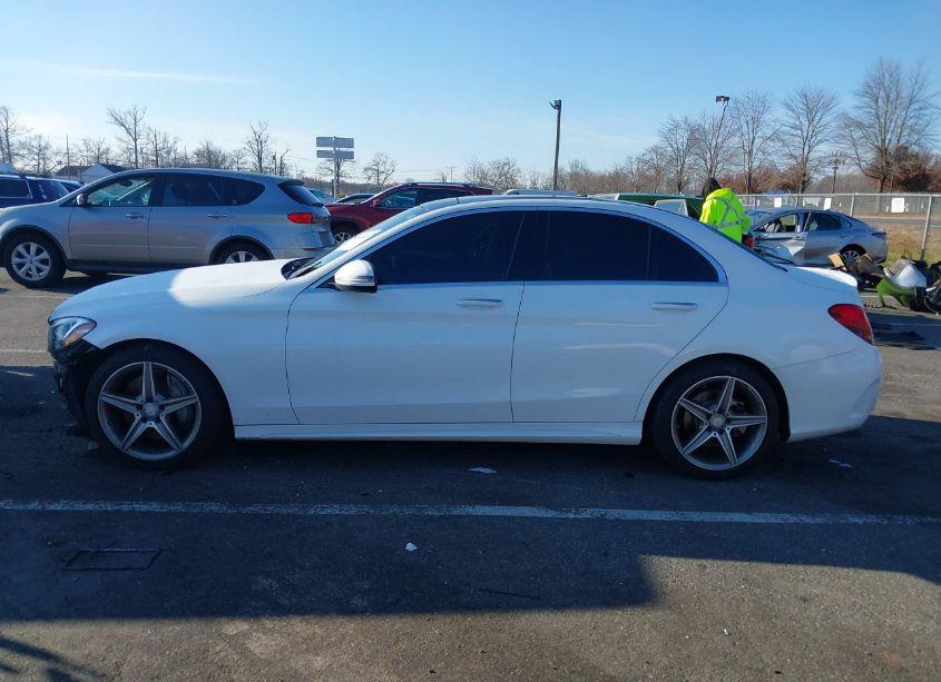 Photo 14 of 2016 Mercedes-benz C 300 4MATIC/LUXURY 4MATIC/SPORT 4MATIC (VIN 55SWF4KB0GU178788)