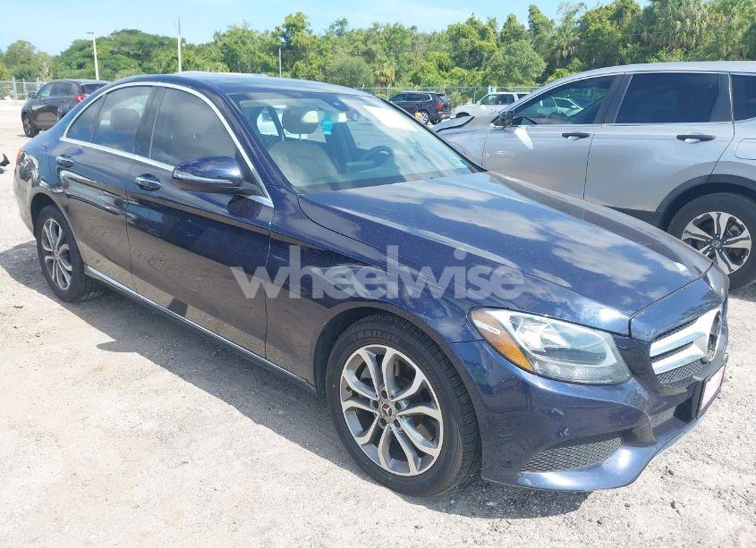 2017 Mercedes-benz C 300 4MATIC/LUXURY 4MATIC/SPORT 4MATIC (VIN 55SWF4KB0HU212438) main photo