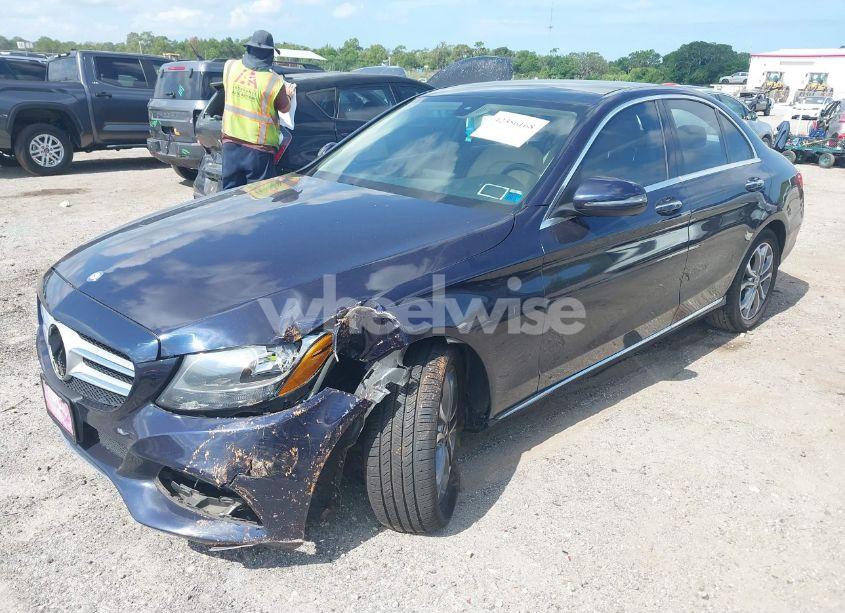 Photo 2 of 2017 Mercedes-benz C 300 4MATIC/LUXURY 4MATIC/SPORT 4MATIC (VIN 55SWF4KB0HU212438)