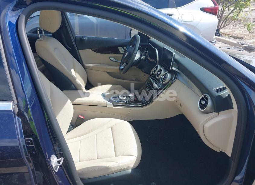 Photo 5 of 2017 Mercedes-benz C 300 4MATIC/LUXURY 4MATIC/SPORT 4MATIC (VIN 55SWF4KB0HU212438)