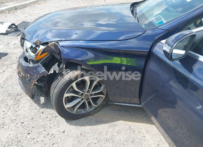 Photo 6 of 2017 Mercedes-benz C 300 4MATIC/LUXURY 4MATIC/SPORT 4MATIC (VIN 55SWF4KB0HU212438)