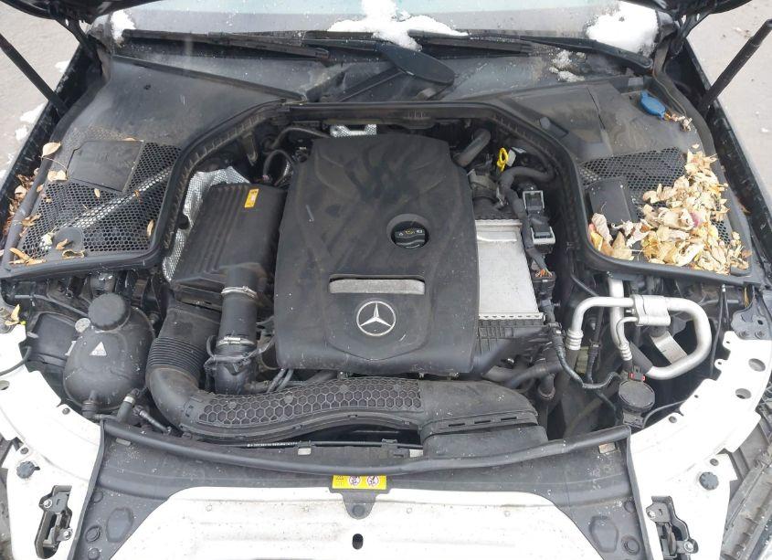Photo 10 of 2017 Mercedes-benz C 300 4MATIC/LUXURY 4MATIC/SPORT 4MATIC (VIN 55SWF4KB0HU233371)