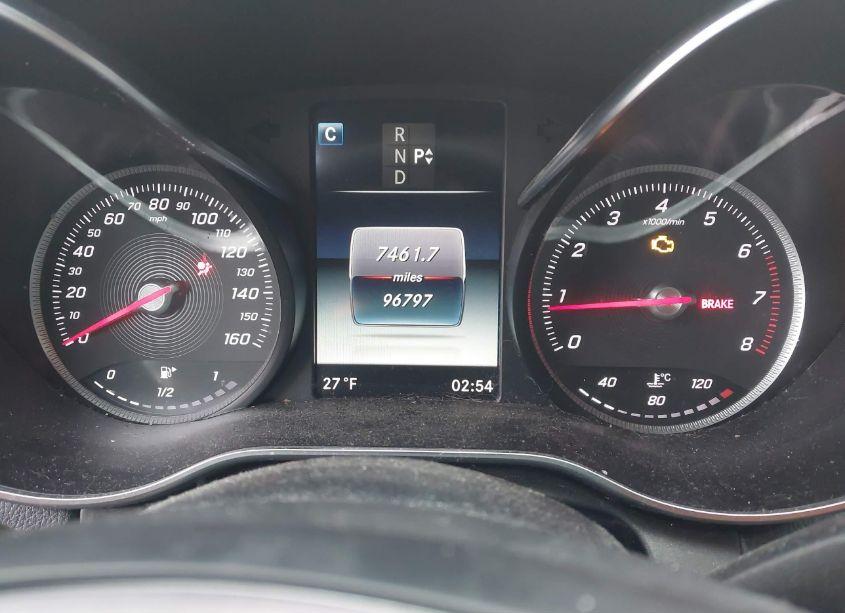 Photo 7 of 2017 Mercedes-benz C 300 4MATIC/LUXURY 4MATIC/SPORT 4MATIC (VIN 55SWF4KB0HU233371)