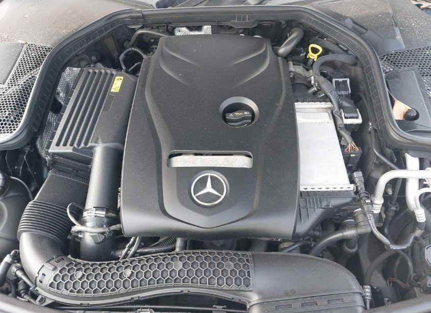 Photo 10 of 2018 Mercedes-benz C 300 4MATIC (VIN 55SWF4KB0JU242528)