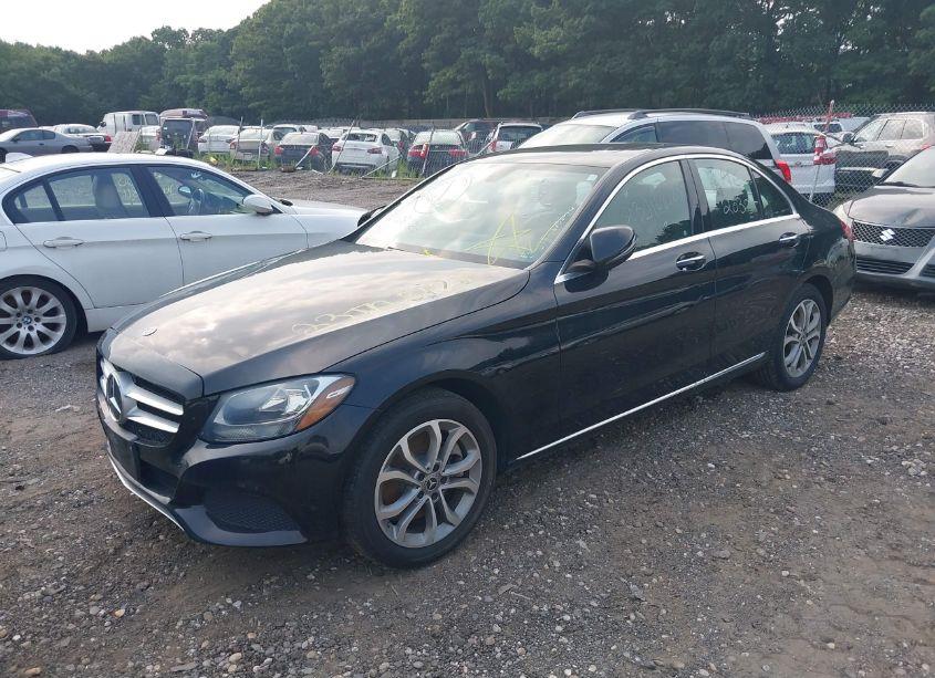 Photo 2 of 2018 Mercedes-benz C 300 4MATIC (VIN 55SWF4KB0JU242528)