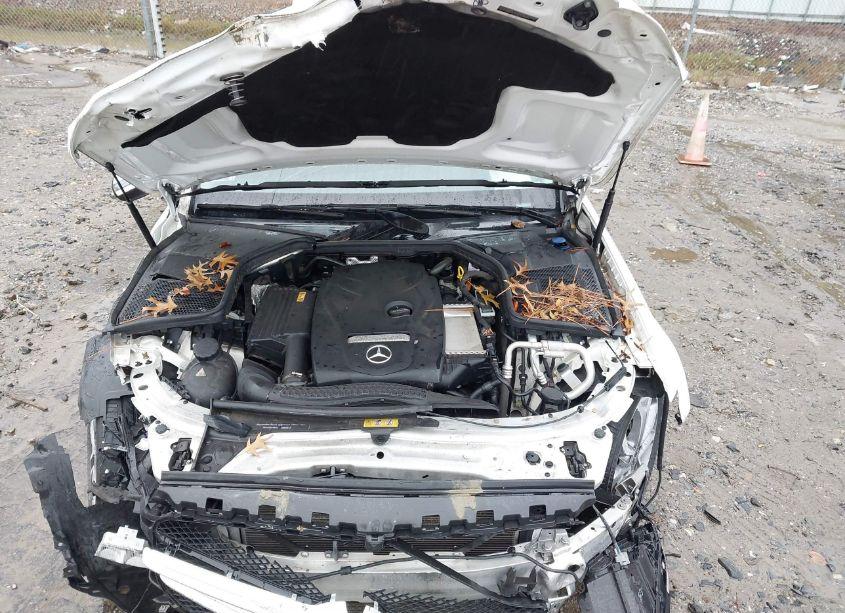 Photo 10 of 2018 Mercedes-benz C 300 4MATIC (VIN 55SWF4KB0JU251276)