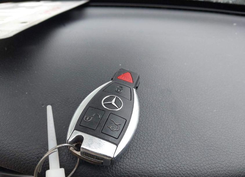 Photo 11 of 2018 Mercedes-benz C 300 4MATIC (VIN 55SWF4KB0JU251276)