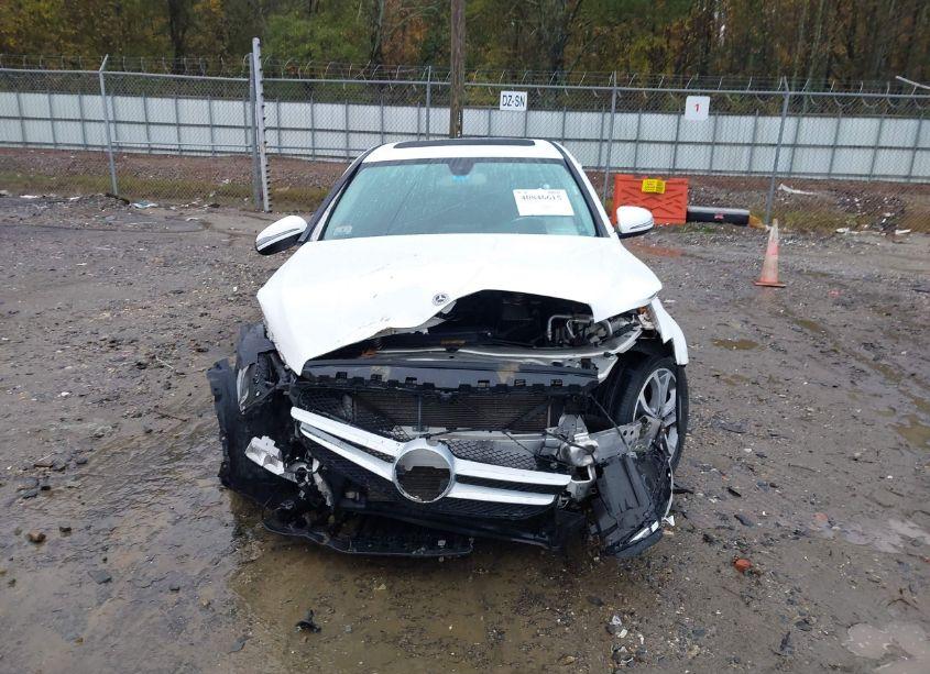 Photo 6 of 2018 Mercedes-benz C 300 4MATIC (VIN 55SWF4KB0JU251276)
