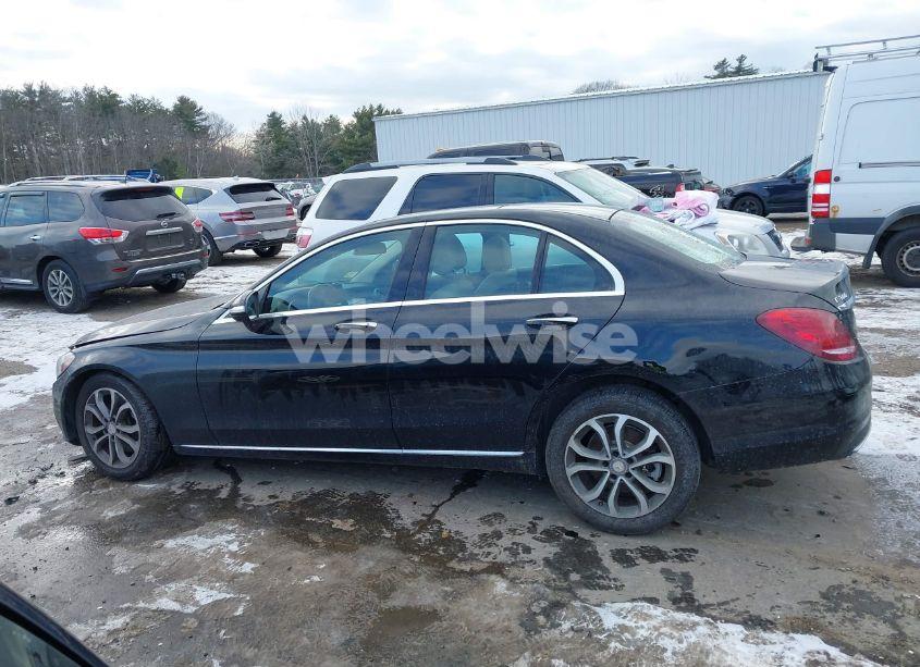 Photo 14 of 2015 Mercedes-benz C 300 4MATIC/LUXURY 4MATIC/SPORT 4MATIC (VIN 55SWF4KB1FU001746)