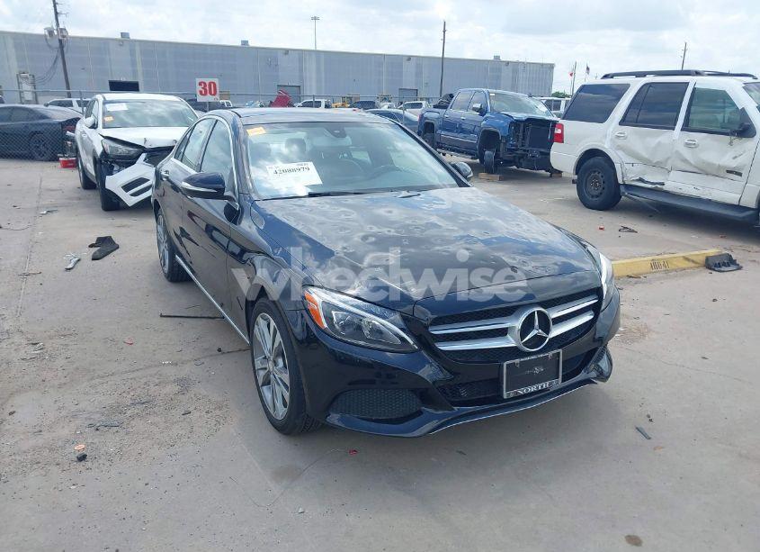 2015 Mercedes-benz C 300 4MATIC/LUXURY 4MATIC/SPORT 4MATIC (VIN 55SWF4KB1FU008356) main photo