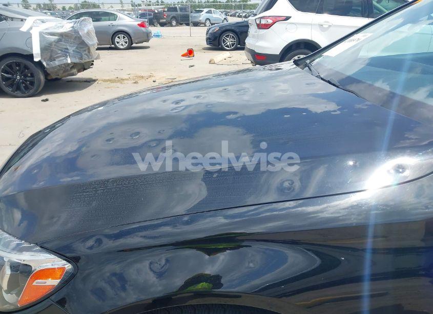 Photo 6 of 2015 Mercedes-benz C 300 4MATIC/LUXURY 4MATIC/SPORT 4MATIC (VIN 55SWF4KB1FU008356)