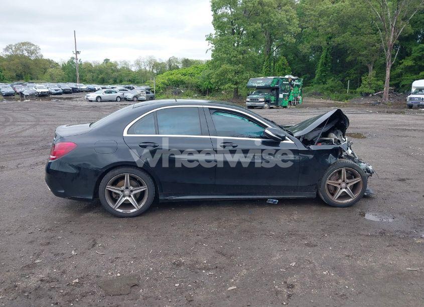 Photo 12 of 2015 Mercedes-benz C 300 4MATIC/LUXURY 4MATIC/SPORT 4MATIC (VIN 55SWF4KB1FU032043)