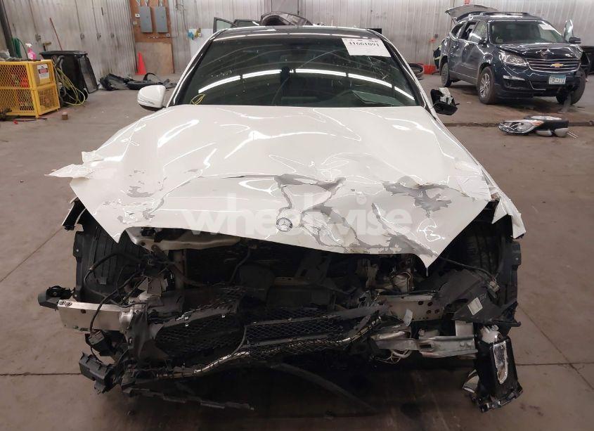 Photo 13 of 2015 Mercedes-benz C 300 4MATIC/LUXURY 4MATIC/SPORT 4MATIC (VIN 55SWF4KB1FU032835)