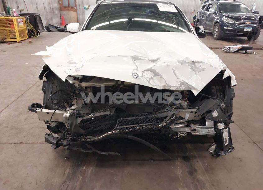 Photo 6 of 2015 Mercedes-benz C 300 4MATIC/LUXURY 4MATIC/SPORT 4MATIC (VIN 55SWF4KB1FU032835)