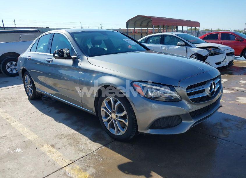 2015 Mercedes-benz C 300 4MATIC/LUXURY 4MATIC/SPORT 4MATIC (VIN 55SWF4KB1FU047688) main photo