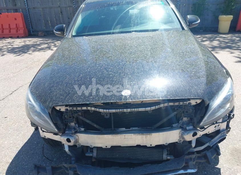 Photo 13 of 2015 Mercedes-benz C 300 4MATIC/LUXURY 4MATIC/SPORT 4MATIC (VIN 55SWF4KB1FU068248)