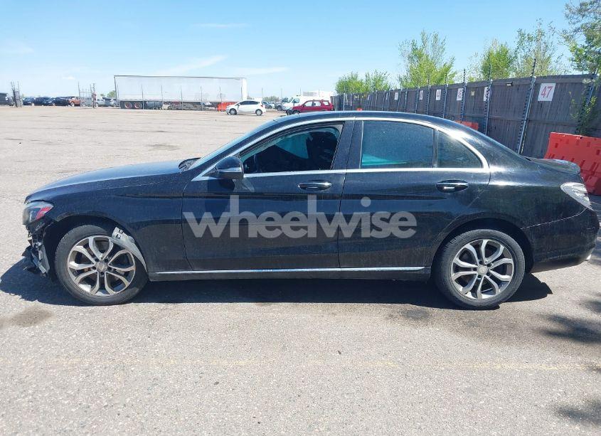 Photo 15 of 2015 Mercedes-benz C 300 4MATIC/LUXURY 4MATIC/SPORT 4MATIC (VIN 55SWF4KB1FU068248)