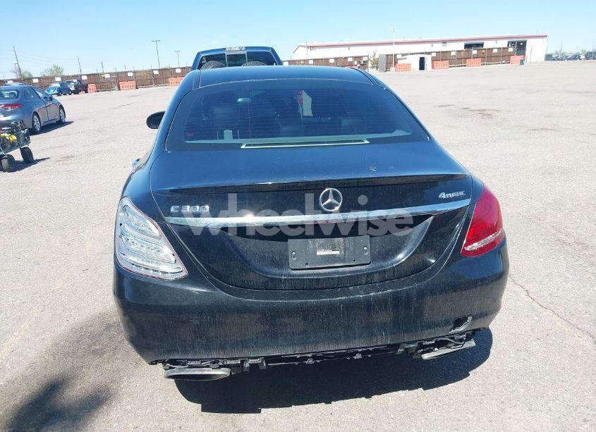 Photo 17 of 2015 Mercedes-benz C 300 4MATIC/LUXURY 4MATIC/SPORT 4MATIC (VIN 55SWF4KB1FU068248)