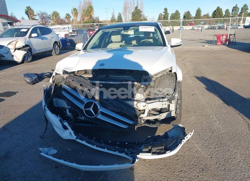Photo 13 of 2015 Mercedes-benz C 300 4MATIC/LUXURY 4MATIC/SPORT 4MATIC (VIN 55SWF4KB1FU095577)