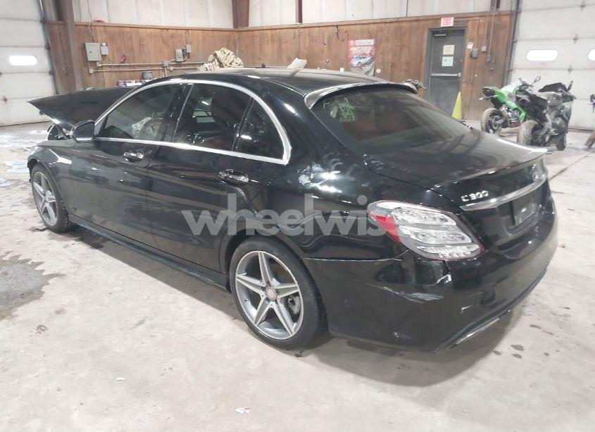 Photo 3 of 2016 Mercedes-benz C 300 4MATIC/LUXURY 4MATIC/SPORT 4MATIC (VIN 55SWF4KB1GU109107)