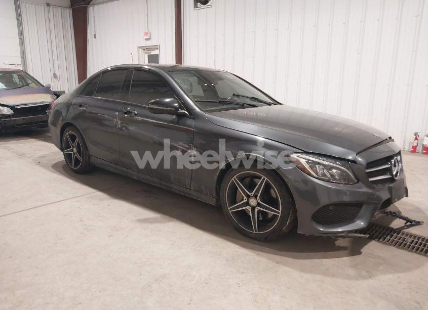 2016 Mercedes-benz C 300 4MATIC/LUXURY 4MATIC/SPORT 4MATIC (VIN 55SWF4KB1GU136341) main photo