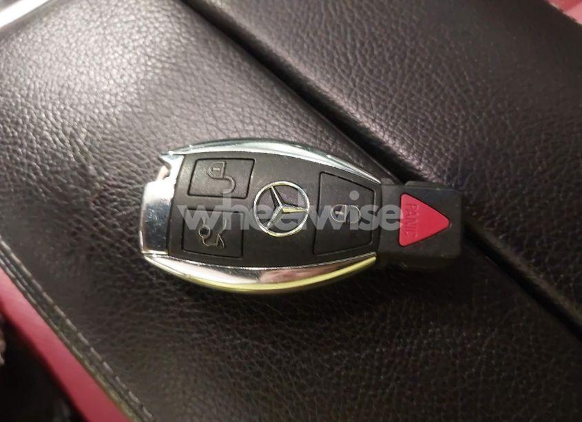 Photo 11 of 2016 Mercedes-benz C 300 4MATIC/LUXURY 4MATIC/SPORT 4MATIC (VIN 55SWF4KB1GU136341)