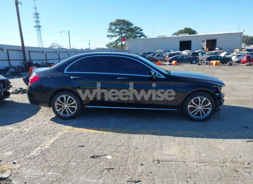 Photo 14 of 2016 Mercedes-benz C 300 4MATIC/LUXURY 4MATIC/SPORT 4MATIC (VIN 55SWF4KB1GU150885)