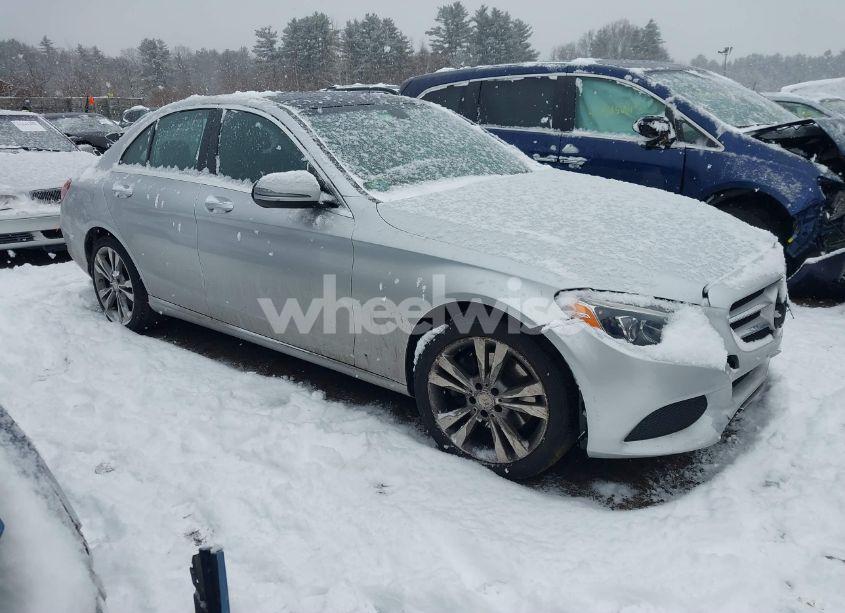2016 Mercedes-benz C 300 4MATIC/LUXURY 4MATIC/SPORT 4MATIC (VIN 55SWF4KB1GU175432) main photo