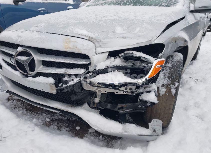 Photo 6 of 2016 Mercedes-benz C 300 4MATIC/LUXURY 4MATIC/SPORT 4MATIC (VIN 55SWF4KB1GU175432)