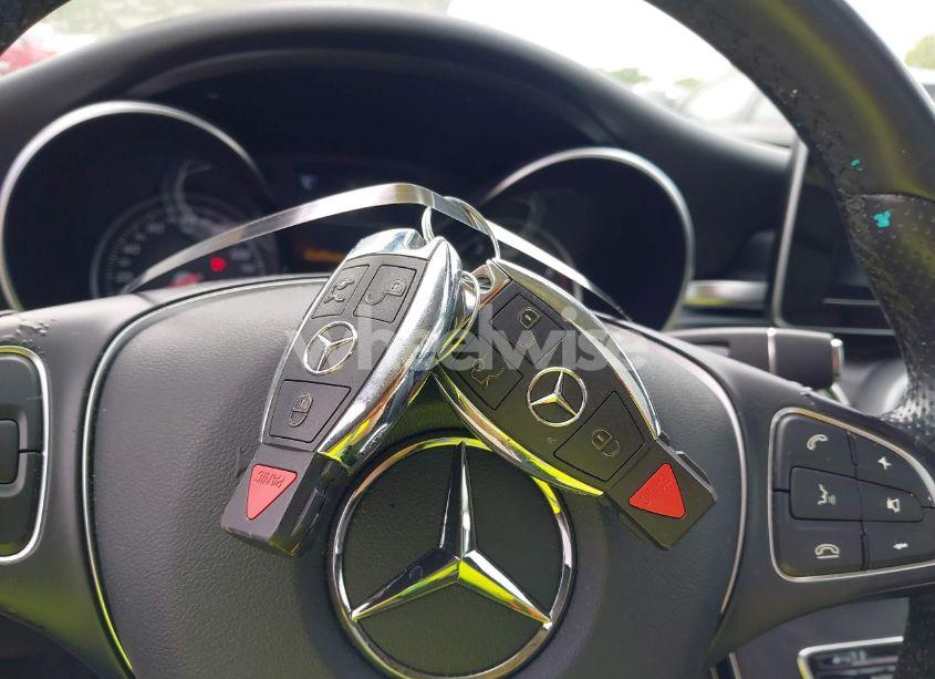 Photo 11 of 2017 Mercedes-benz C 300 4MATIC/LUXURY 4MATIC/SPORT 4MATIC (VIN 55SWF4KB1HU187792)