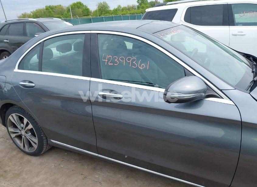 Photo 13 of 2017 Mercedes-benz C 300 4MATIC/LUXURY 4MATIC/SPORT 4MATIC (VIN 55SWF4KB1HU187792)