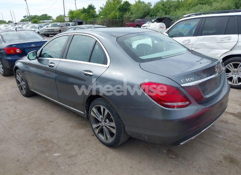 Photo 3 of 2017 Mercedes-benz C 300 4MATIC/LUXURY 4MATIC/SPORT 4MATIC (VIN 55SWF4KB1HU187792)