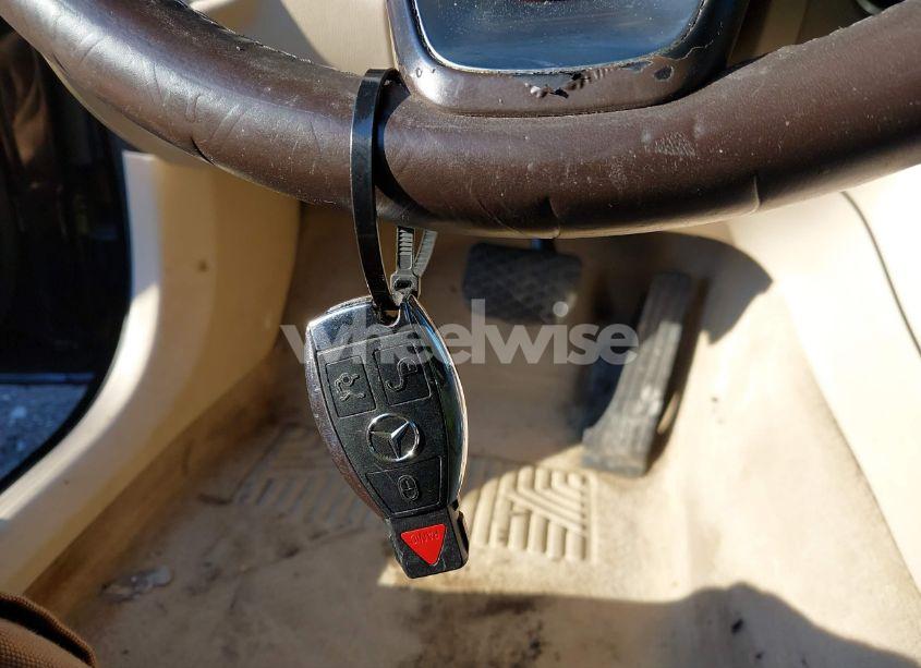 Photo 11 of 2017 Mercedes-benz C 300 4MATIC/LUXURY 4MATIC/SPORT 4MATIC (VIN 55SWF4KB1HU207653)