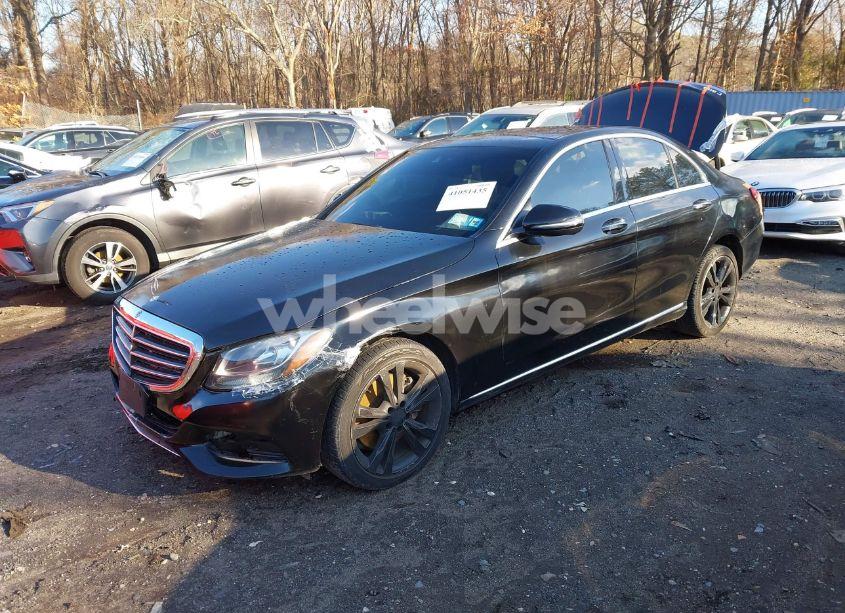 Photo 2 of 2017 Mercedes-benz C 300 4MATIC/LUXURY 4MATIC/SPORT 4MATIC (VIN 55SWF4KB1HU207653)