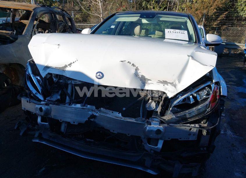 Photo 6 of 2017 Mercedes-benz C 300 4MATIC/LUXURY 4MATIC/SPORT 4MATIC (VIN 55SWF4KB1HU210519)