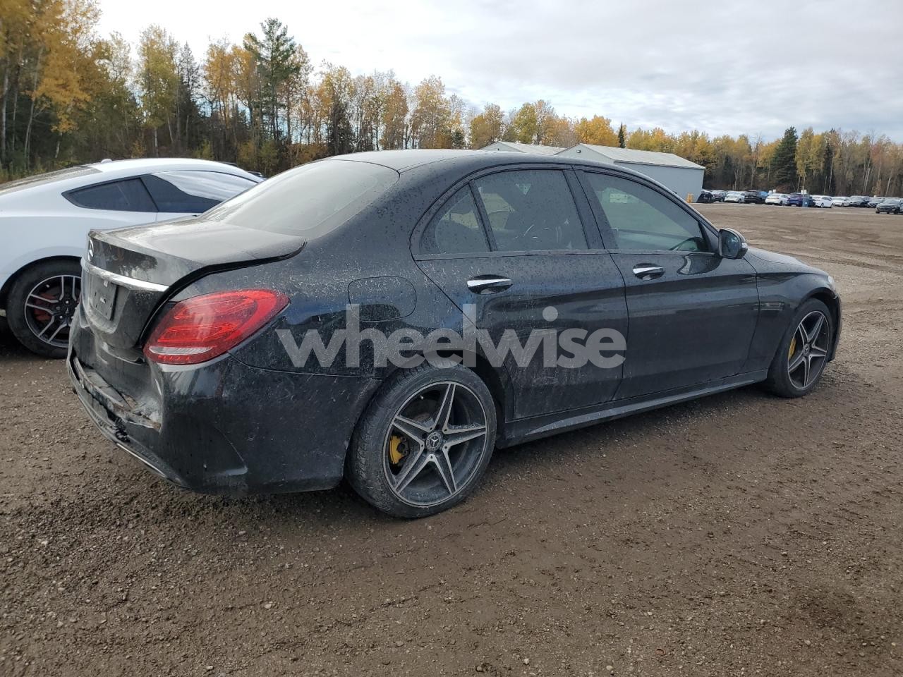 Photo 3 of 2018 MERCEDES-BENZ C 300 4MATIC (VIN 55SWF4KB1JU242814)