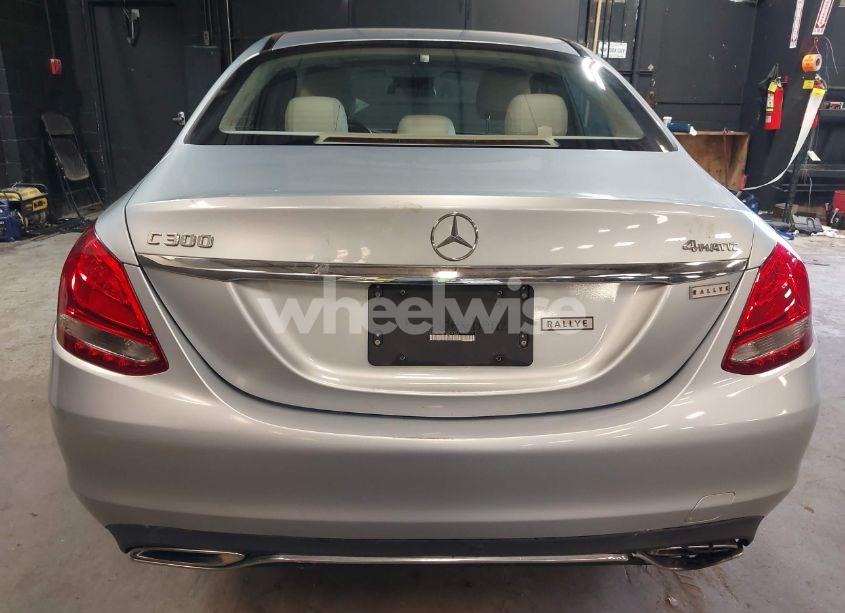 Photo 16 of 2018 Mercedes-benz C 300 4MATIC (VIN 55SWF4KB1JU249956)