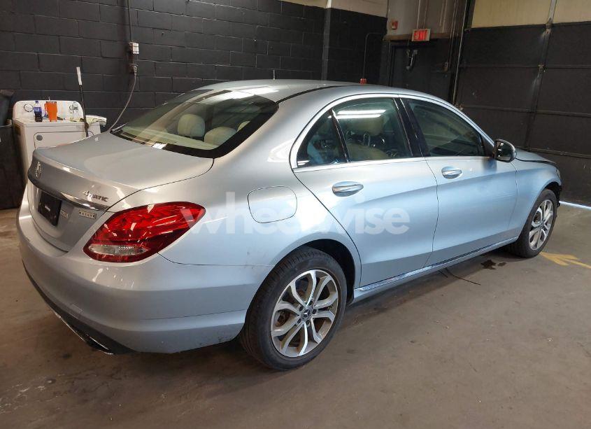 Photo 4 of 2018 Mercedes-benz C 300 4MATIC (VIN 55SWF4KB1JU249956)