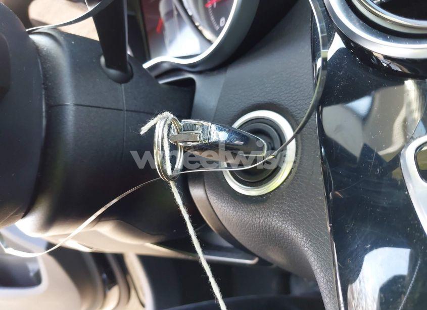 Photo 11 of 2018 Mercedes-benz C 300 4MATIC (VIN 55SWF4KB1JU250802)