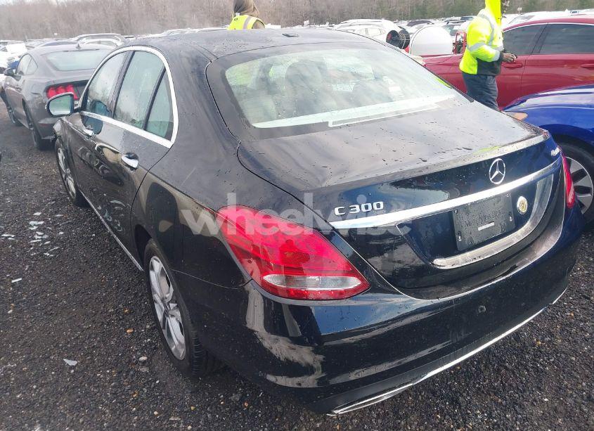 Photo 3 of 2018 Mercedes-benz C 300 4MATIC (VIN 55SWF4KB1JU250802)