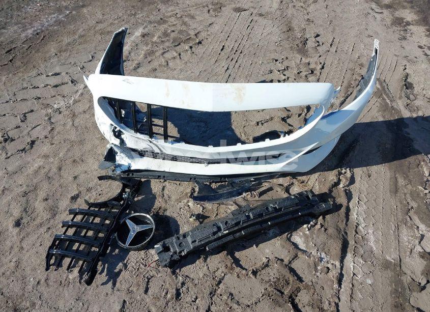 Photo 12 of 2015 Mercedes-benz C 300 4MATIC/LUXURY 4MATIC/SPORT 4MATIC (VIN 55SWF4KB2FU006485)