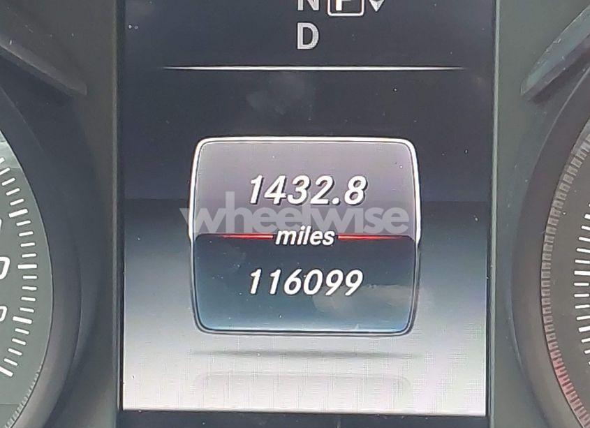 Photo 16 of 2015 Mercedes-benz C 300 4MATIC/LUXURY 4MATIC/SPORT 4MATIC (VIN 55SWF4KB2FU006485)