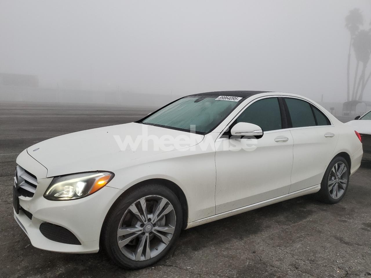 2015 MERCEDES-BENZ C 300 4MATIC (VIN 55SWF4KB2FU013713) main photo