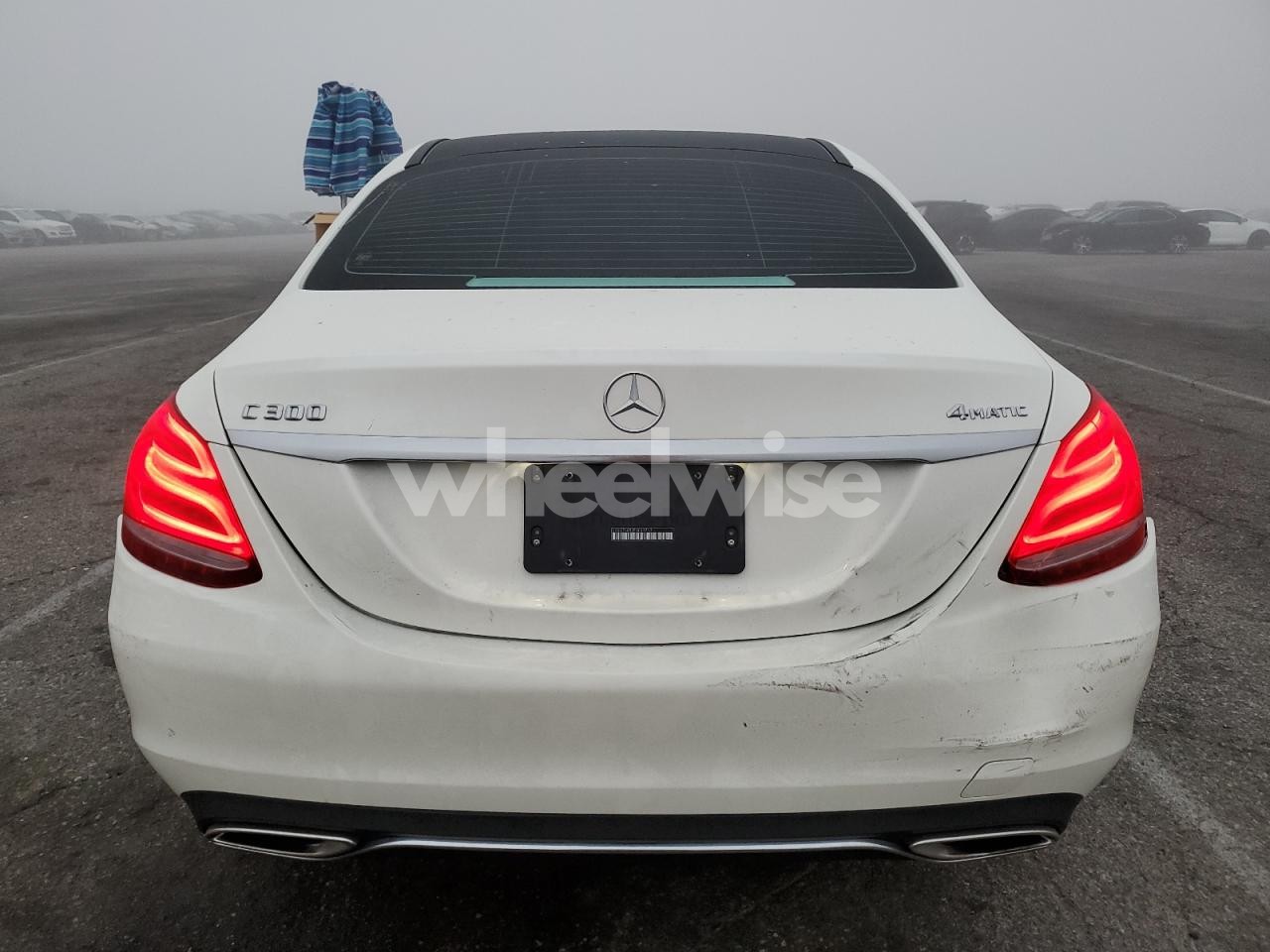 Photo 6 of 2015 MERCEDES-BENZ C 300 4MATIC (VIN 55SWF4KB2FU013713)