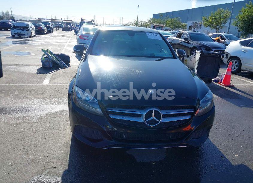 Photo 11 of 2015 Mercedes-benz C 300 4MATIC/LUXURY 4MATIC/SPORT 4MATIC (VIN 55SWF4KB2FU015056)