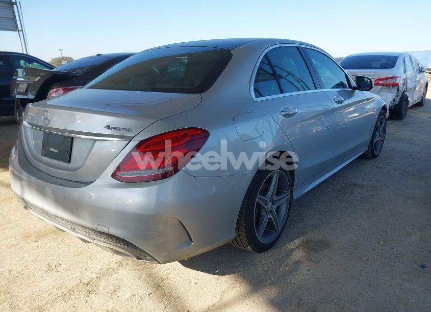 Photo 4 of 2015 Mercedes-benz C 300 4MATIC/LUXURY 4MATIC/SPORT 4MATIC (VIN 55SWF4KB2FU037719)