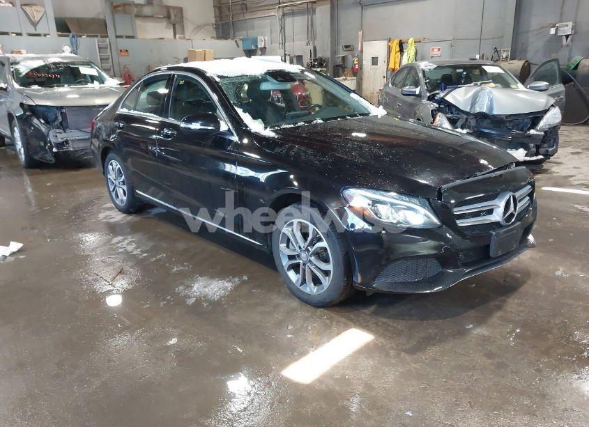 2015 Mercedes-benz C 300 4MATIC/LUXURY 4MATIC/SPORT 4MATIC (VIN 55SWF4KB2FU047196) main photo