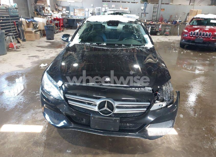 Photo 12 of 2015 Mercedes-benz C 300 4MATIC/LUXURY 4MATIC/SPORT 4MATIC (VIN 55SWF4KB2FU047196)
